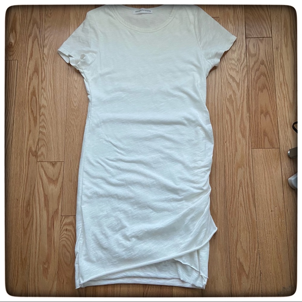 ☀️3 FOR $40☀️NWOT White Fitted Dress